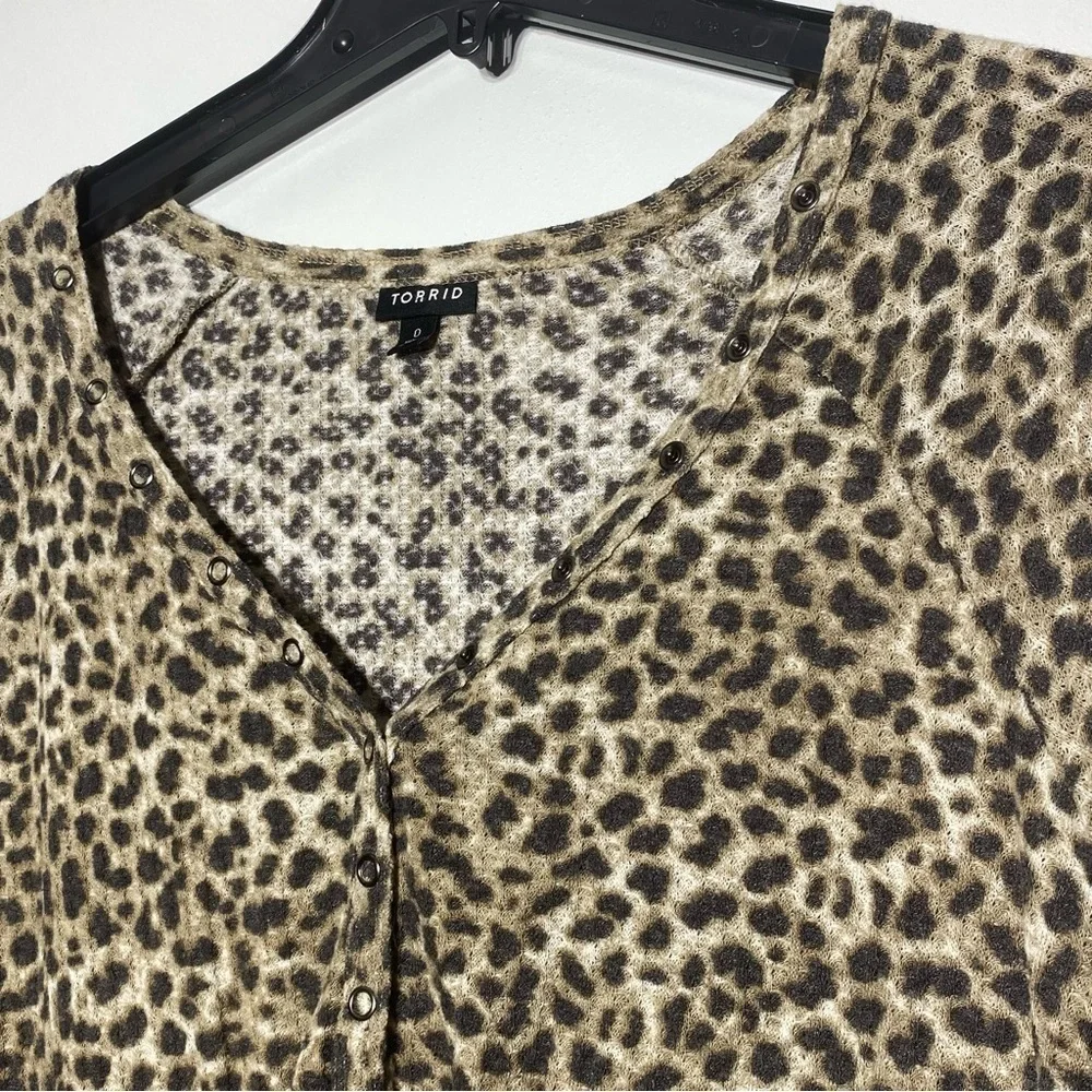 Torrid Thermal Henley Top Leopard Animal Waffle Womens Plus Size L V-Neck Casual
